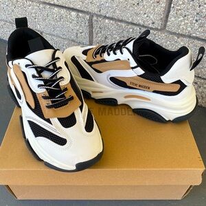 Steve Madden Possesion Sneakers